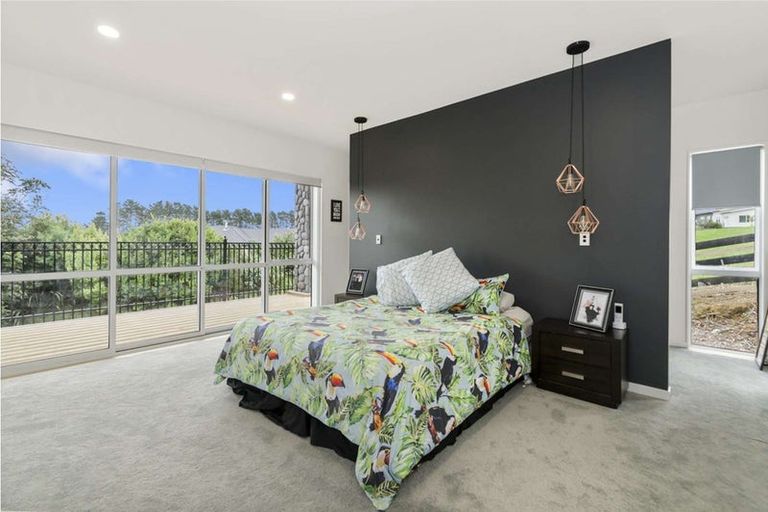 Photo of property in 17 Capriole Crescent, Kingseat, Papakura, 2580