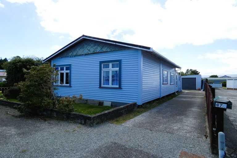 Photo of property in 47 Domett Street, Westport, 7825