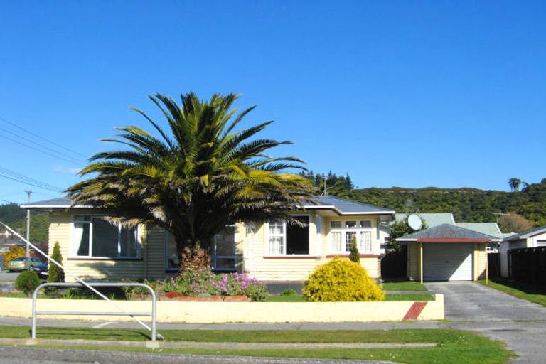 Photo of property in 92 Marsden Road, Greymouth, 7805
