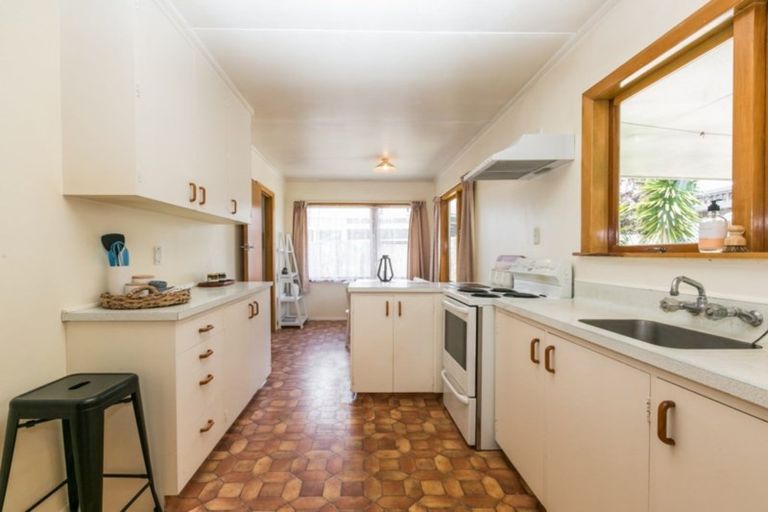 Photo of property in 39 Plunket Street, Tamatea, Napier, 4112
