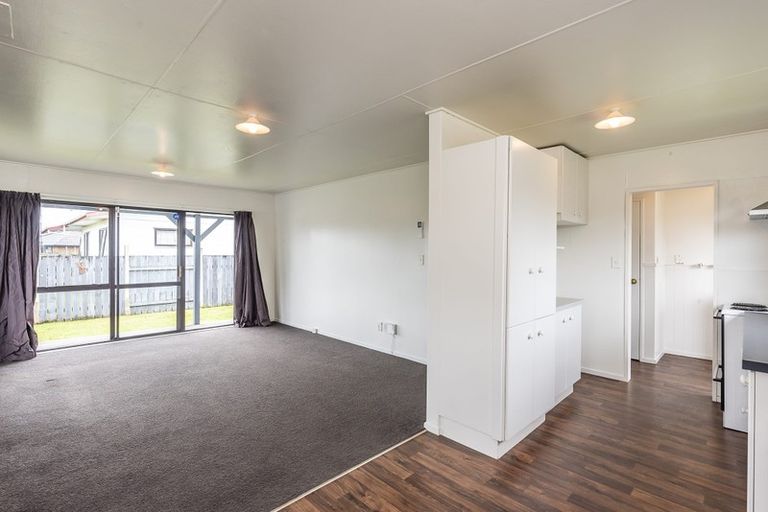 Photo of property in 2 Spackman Crescent, Paraparaumu, 5032