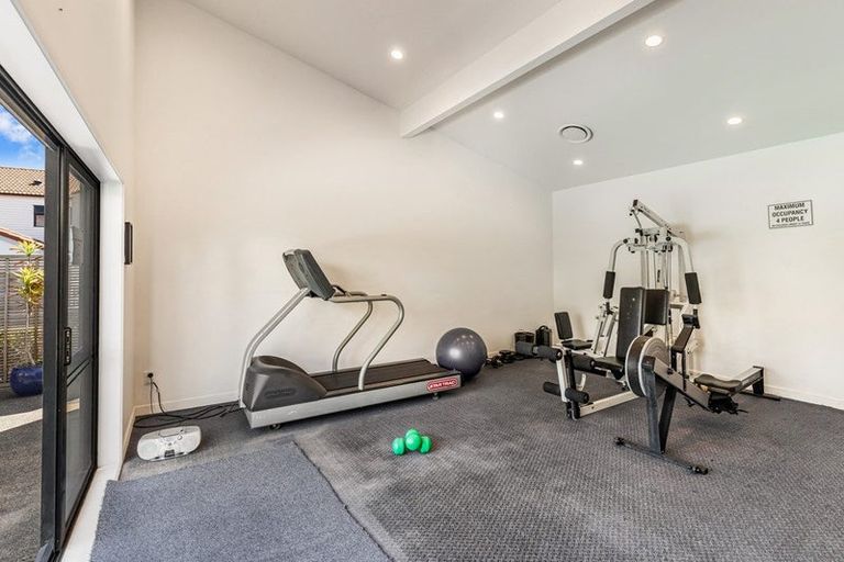 Photo of property in 15/21 Armoy Drive, East Tamaki, Auckland, 2016