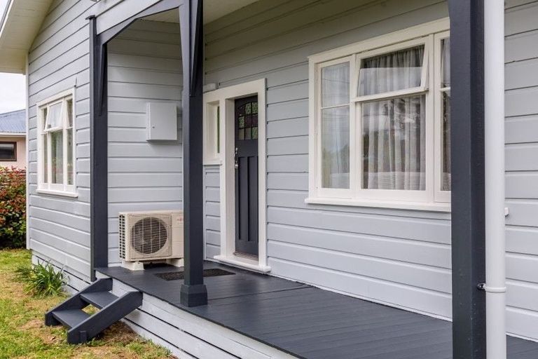 Photo of property in 436 High Street South, Carterton, 5713