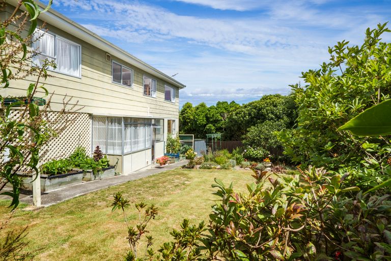 Photo of property in 2/12 Farnham Drive, Richmond, 7020