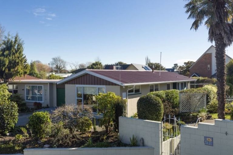 Photo of property in 2/205a Waimea Terrace, Beckenham, Christchurch, 8023
