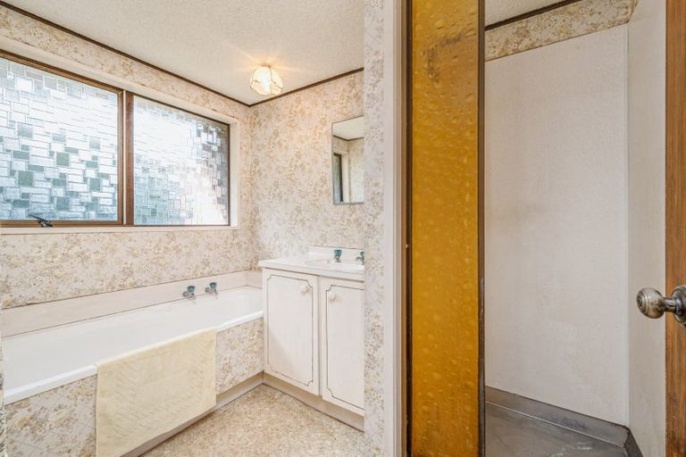 Photo of property in 3/50 Moore Street, Howick, Auckland, 2014