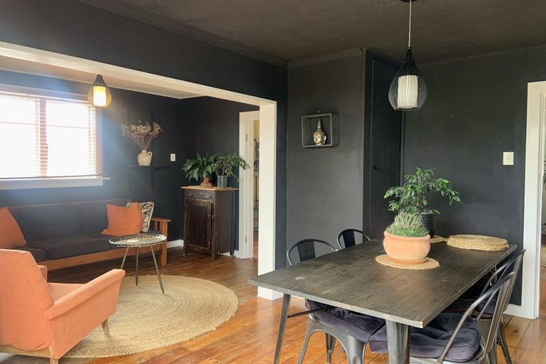 Photo of property in 276 Keyes Road, New Brighton, Christchurch, 8083