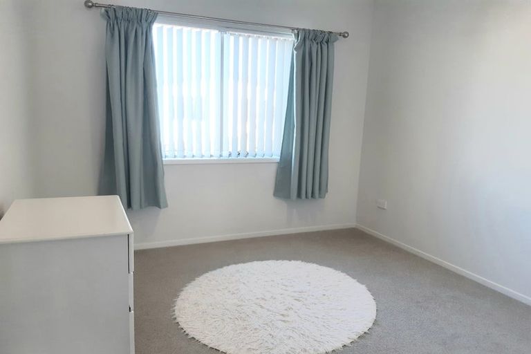 Photo of property in 11 Kamahi Crescent, Papamoa Beach, Papamoa, 3118