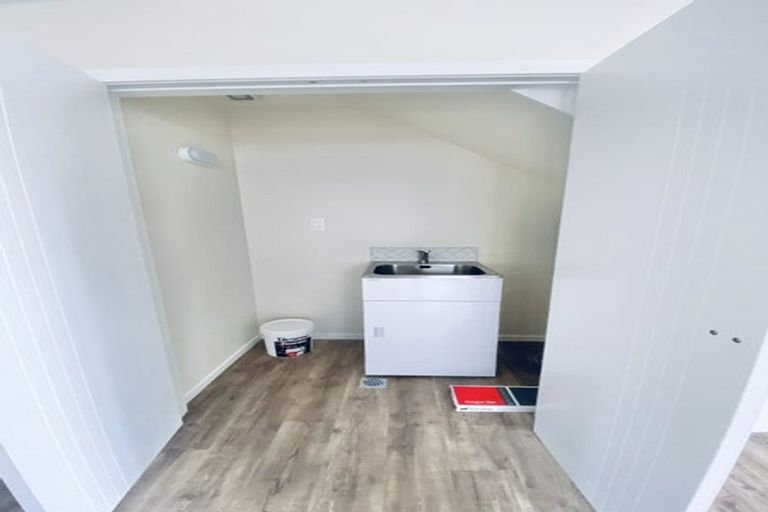 Photo of property in 35 Turtleback Avenue, Whitby, 5024