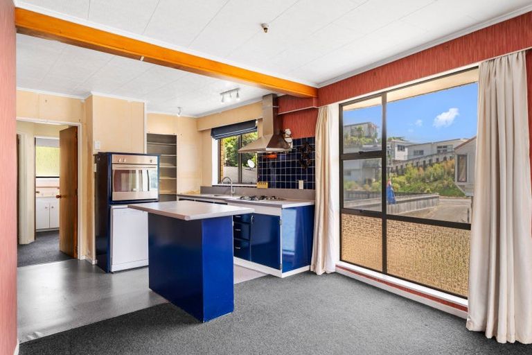 Photo of property in 60 Waikawa Road, Picton, 7220