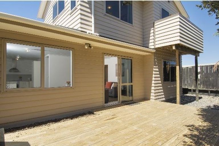 Photo of property in 34b Simpson Road, Papamoa Beach, Papamoa, 3118