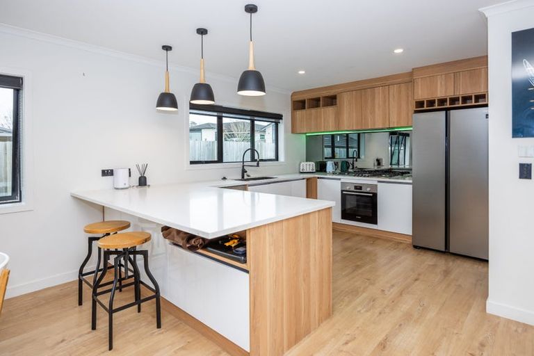 Photo of property in 6 Kapua Crescent, Rototuna North, Hamilton, 3210