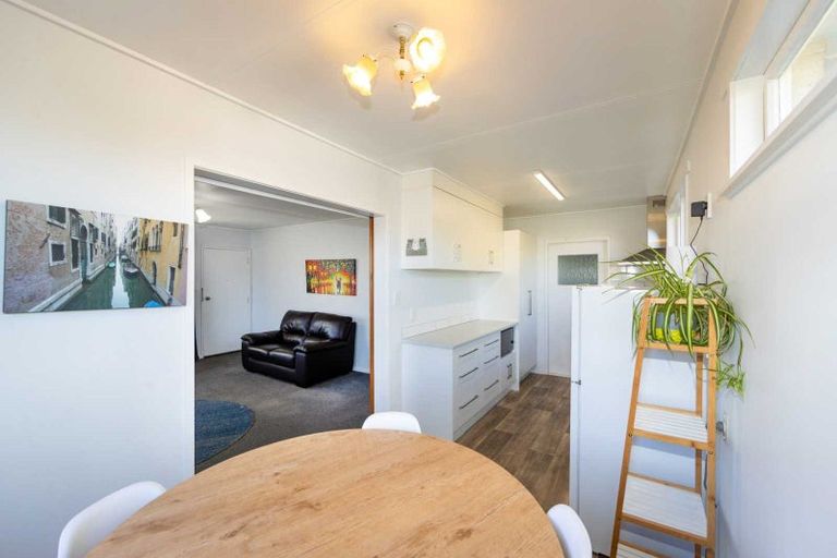 Photo of property in 1/1007 Duke Street, Mahora, Hastings, 4120