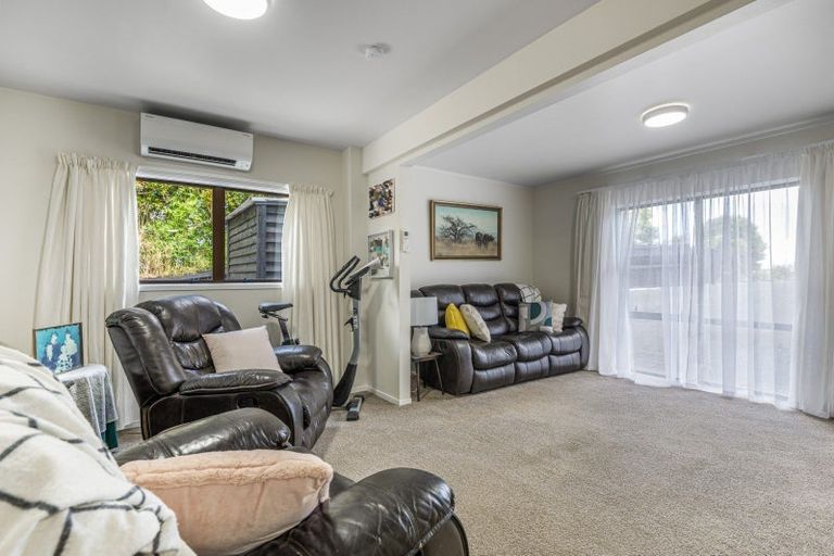 Photo of property in 24 Culver Terrace, Howick, Auckland, 2014