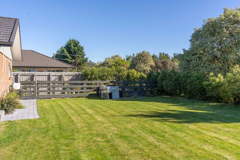 Photo of property in 1 Madison Street, Carterton, 5713