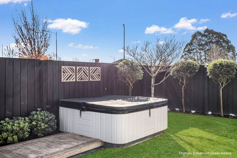 Photo of property in 6 Dunlops Crescent, Marshland, Christchurch, 8083