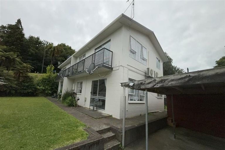 Photo of property in 31 Cumberland Street, Merrilands, New Plymouth, 4312