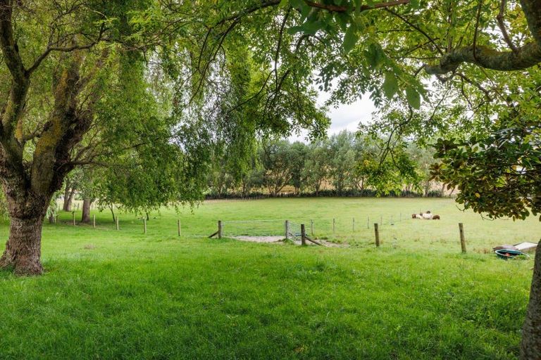 Photo of property in 322 Finnis Road, Pohangina, Feilding, 4775