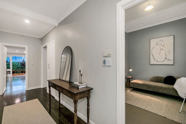 Photo of property in 47 Moa Road, Point Chevalier, Auckland, 1022