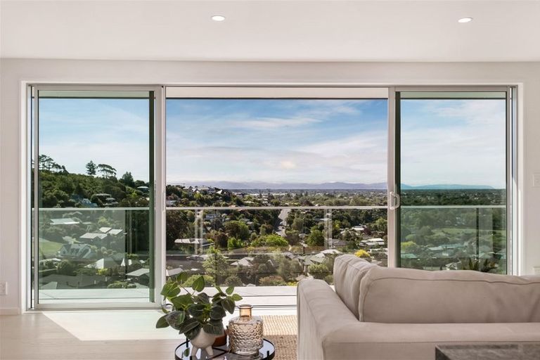 Photo of property in 1 Stronsay Lane, Hillsborough, Christchurch, 8022