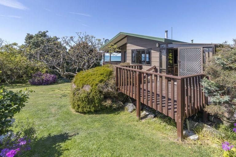 Photo of property in 4 Tainui Rise, Gore Bay, Cheviot, 7383