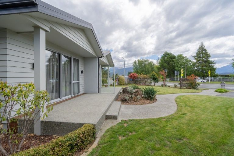 Photo of property in 164a Milford Road, Te Anau, 9600