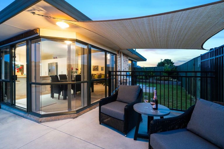 Photo of property in 116 Evans Road, Papamoa Beach, Papamoa, 3118