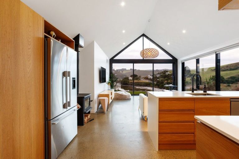 Photo of property in 1371b Taieri Mouth Road, Taieri Mouth, 9091