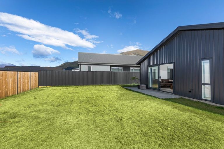Photo of property in 53 Longview Drive, Lake Hawea, 9382