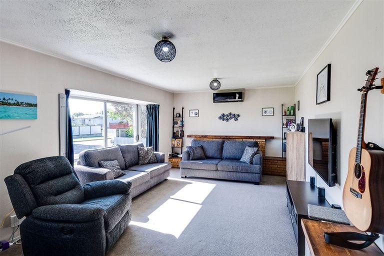 Photo of property in 95 Bill Hercock Street, Pirimai, Napier, 4112