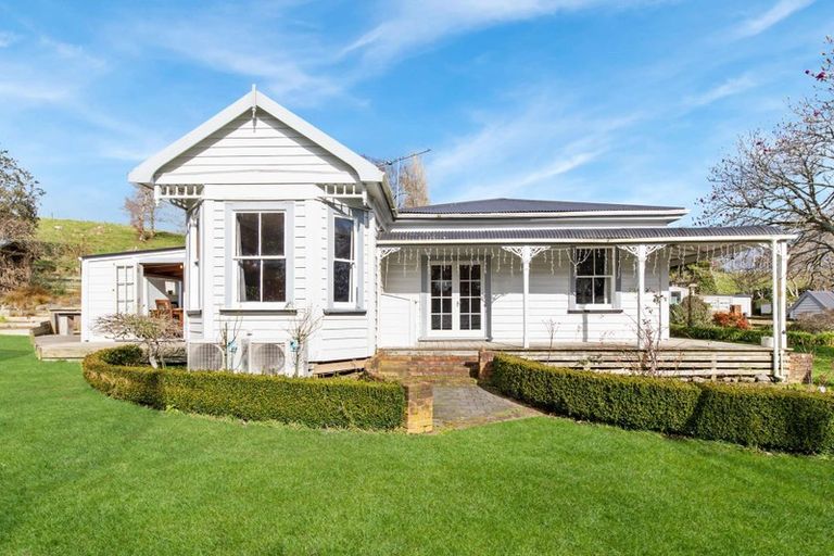 Photo of property in 295 Skinner Road, Bird Road, Stratford, 4393