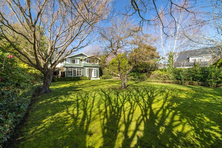 Photo of property in 55 Leinster Road, Merivale, Christchurch, 8014