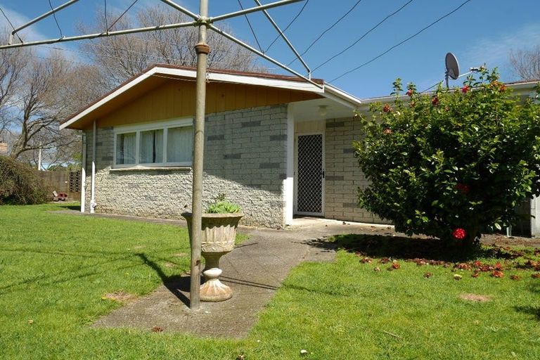 Photo of property in 48 Alexander Road, Raumati Beach, Paraparaumu, 5032