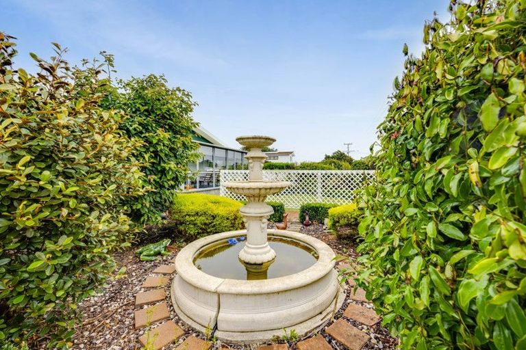 Photo of property in 35 Gloucester Street, Patea, 4520