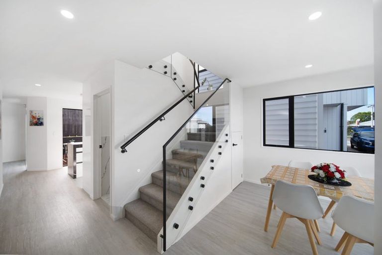 Photo of property in 6d Pikitea Road, Mangere Bridge, Auckland, 2022