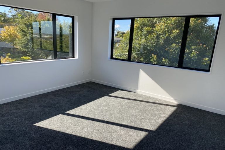 Photo of property in 26a Grenada Avenue, Forrest Hill, Auckland, 0620