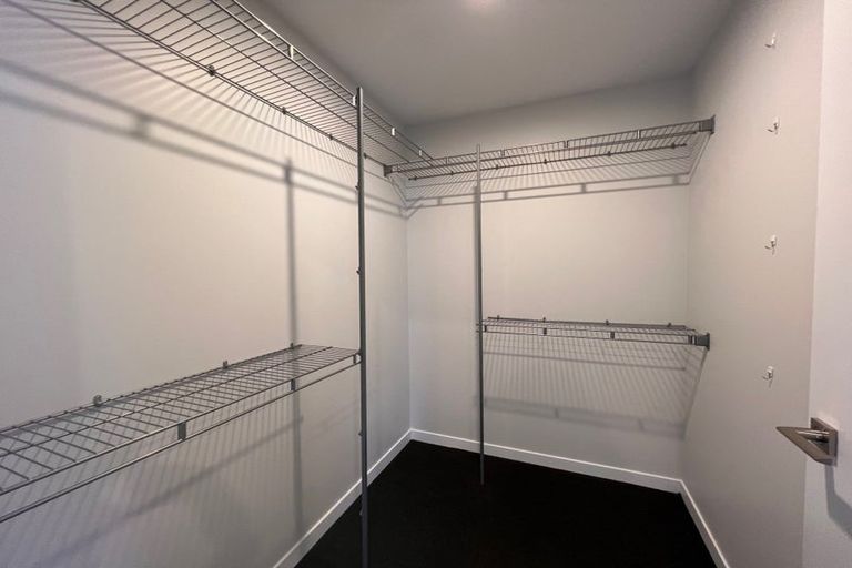 Photo of property in 38 Karearea Avenue, Kenepuru, Porirua, 5022