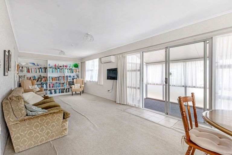 Photo of property in 10 Vogel Street, Fitzroy, New Plymouth, 4312