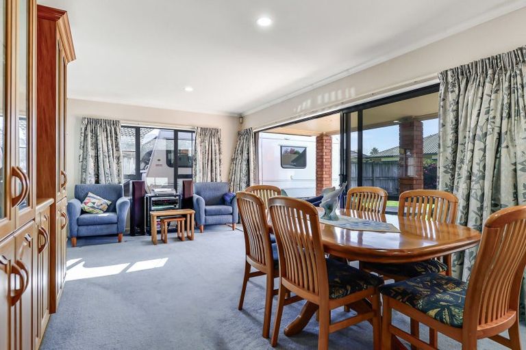 Photo of property in 10 Guildford Place, Rototuna North, Hamilton, 3210