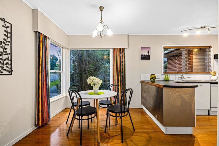 Photo of property in 450 Don Buck Road, Massey, Auckland, 0614