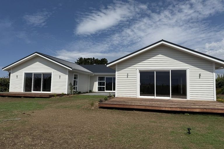 Photo of property in 5 Johnson Place, Stillwater, Silverdale, 0993