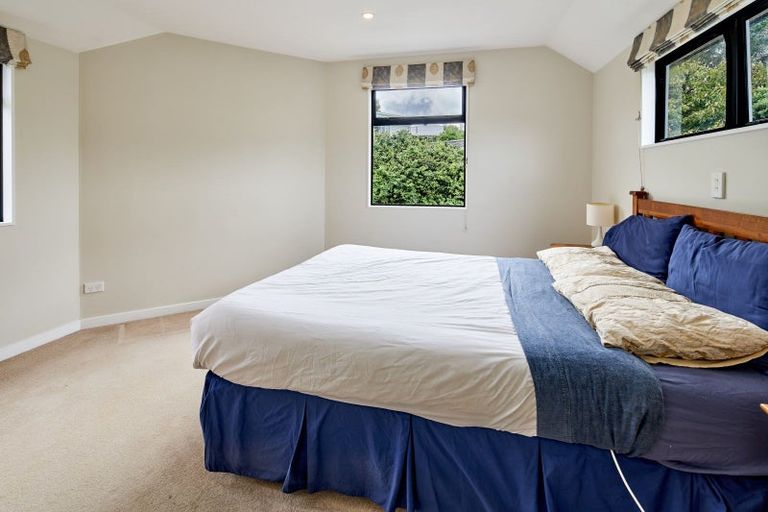 Photo of property in 12a Redwood Avenue, Tawa, Wellington, 5028