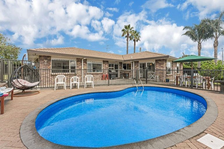 Photo of property in 45 Brylee Drive, Conifer Grove, Takanini, 2112