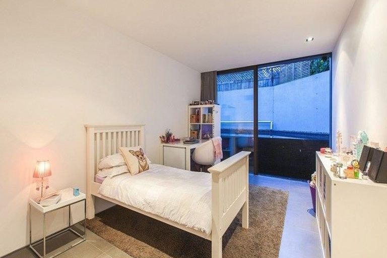 Photo of property in 137 Shore Road, Remuera, Auckland, 1050