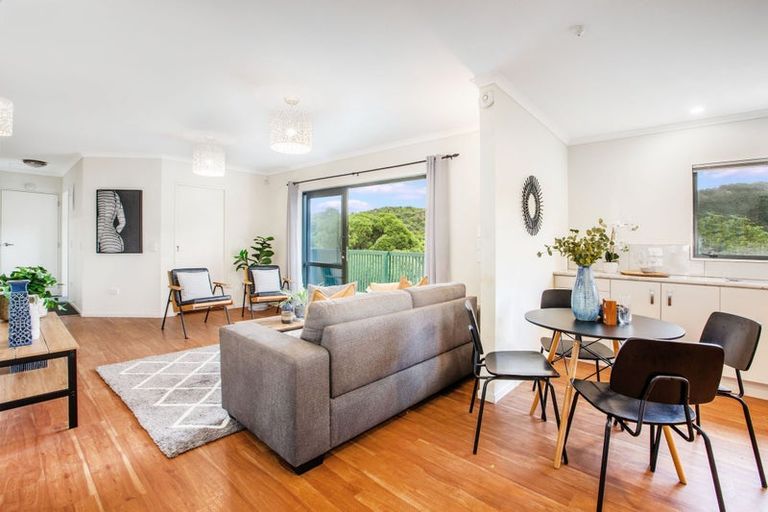 Photo of property in 25a Hiwi Crescent, Titahi Bay, Porirua, 5022