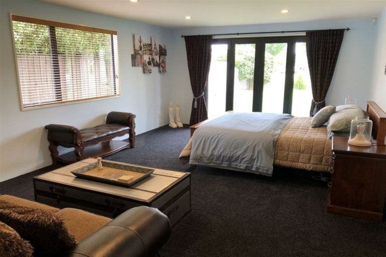 Photo of property in 20 Baltic Place, Northwood, Christchurch, 8051