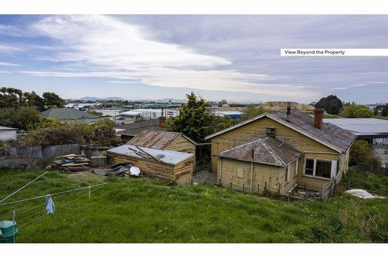 Photo of property in 2 Eversley Street, Waimataitai, Timaru, 7910