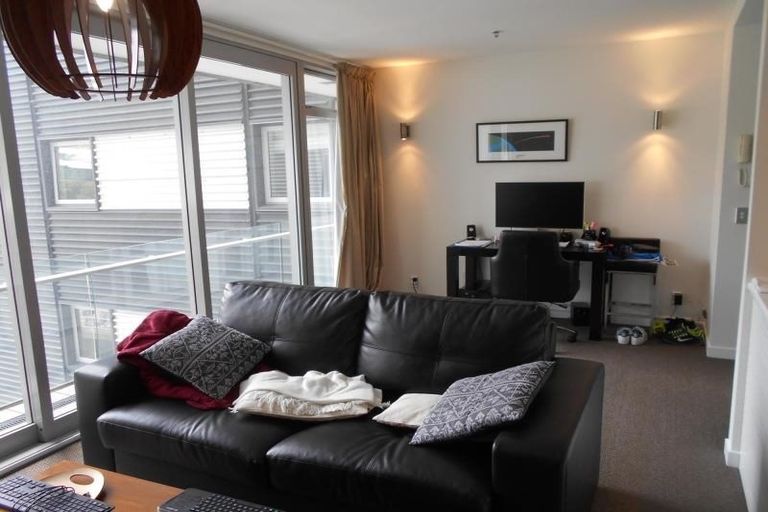 Photo of property in Montreaux Apartments, 5k/164 The Terrace, Wellington Central, Wellington, 6011