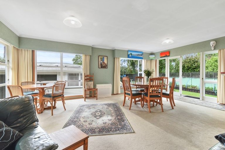 Photo of property in 122 Tarawera Road, Lynmore, Rotorua, 3010