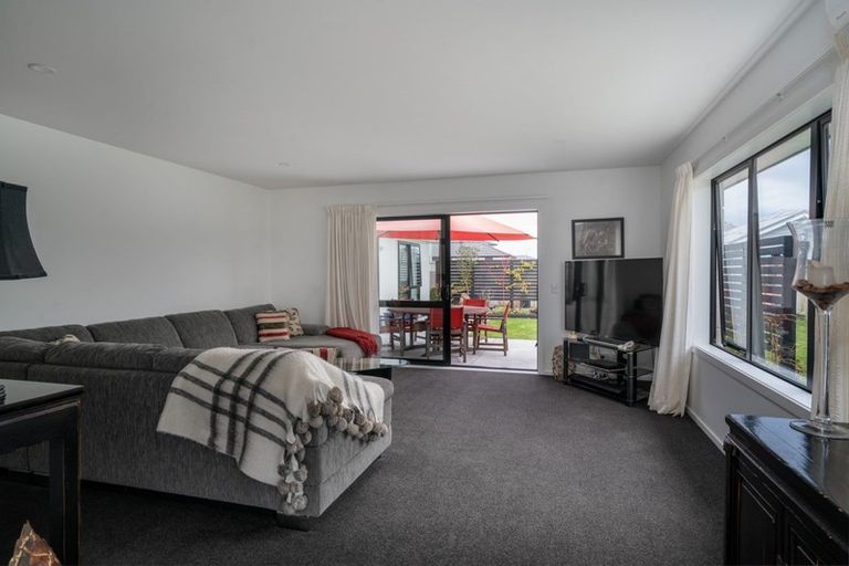 Photo of property in 15 Huka Heights Drive, Rangatira Park, Taupo, 3330